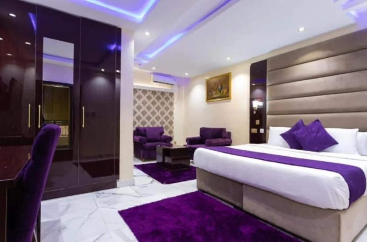/web/uploads/116/Parkview Astoria Hotel/room-photos/Supreme Room/parkview astoria  supreme.jpg
